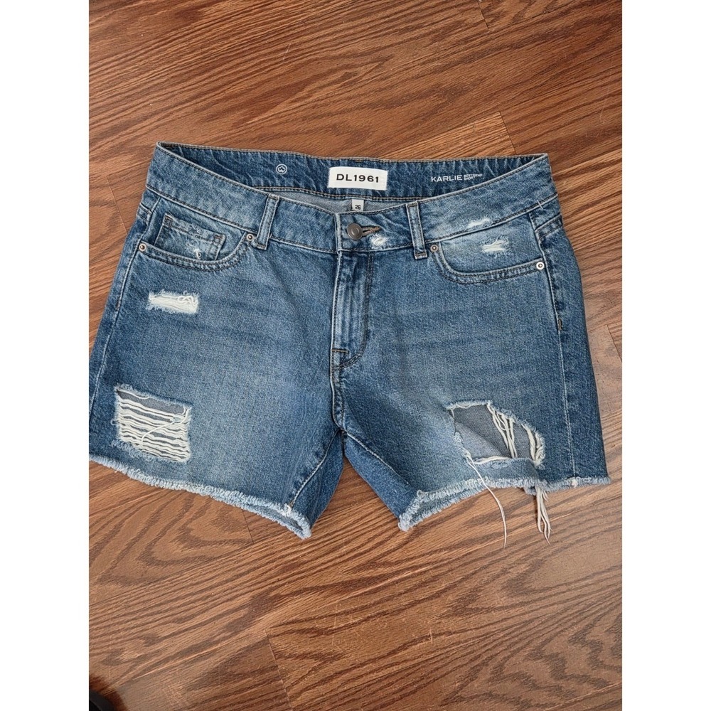 DL1961 Karlie Boyfriend Shorts Distressed Denim Blue Women Size 26 Raw Hem